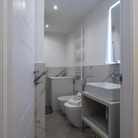 Easylife - Eleganza E Design In Porta Venezia Milán