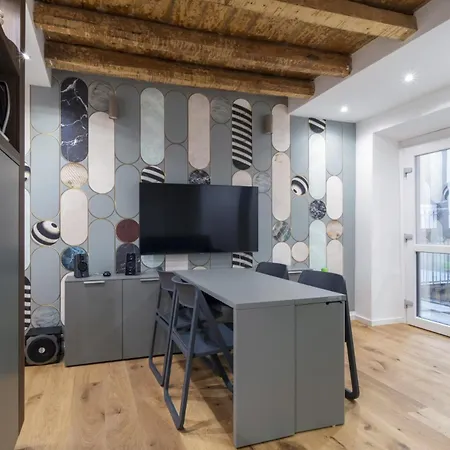 Apartamento Easylife - Eleganza E Design In Porta Venezia Milán