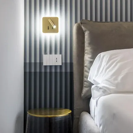 Easylife - Eleganza E Design In Porta Venezia Daire *
